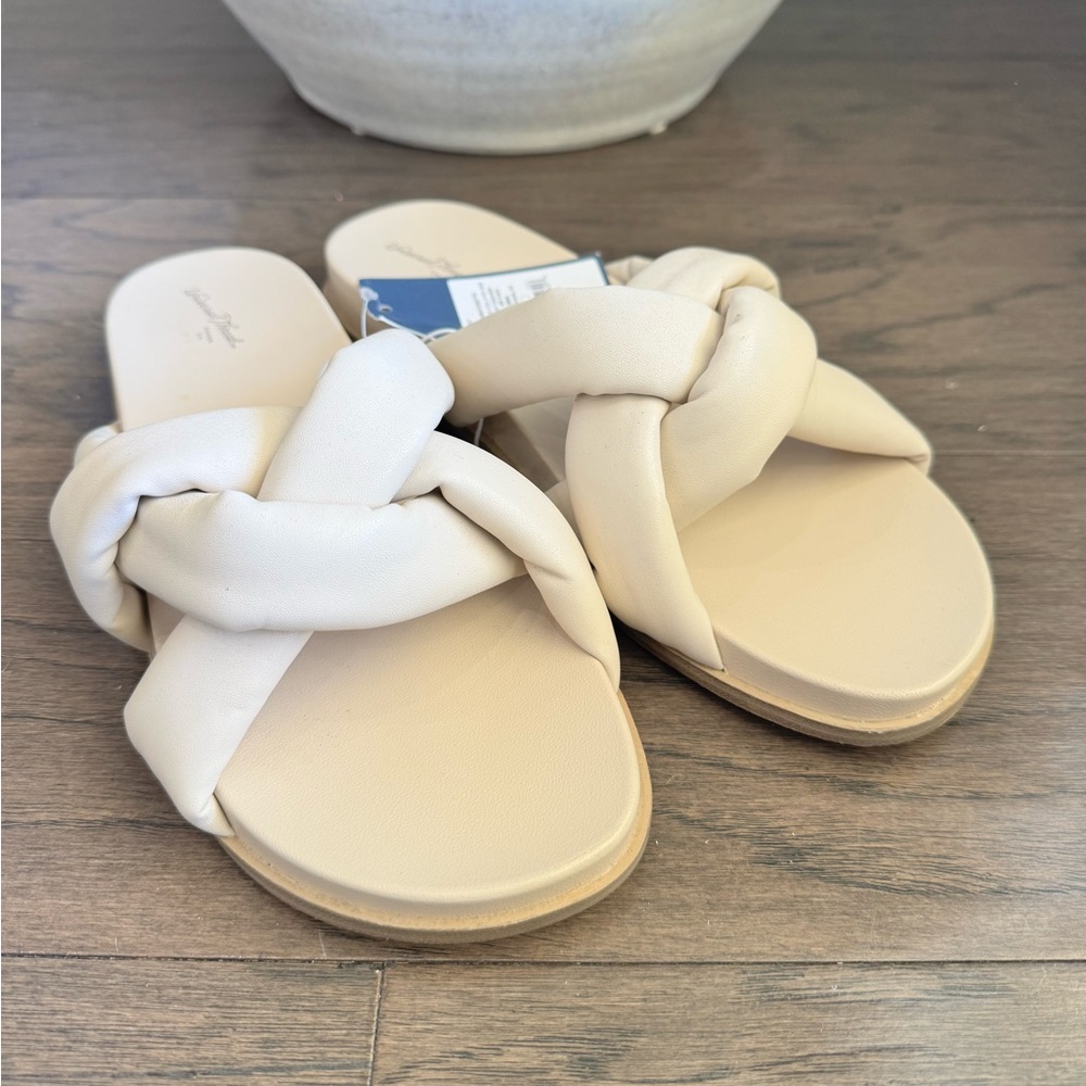 Universal Thread Cosette Cream Knot Slide Sandals Size 9 NWT